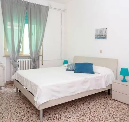 Casa In Centro 50 Mt Dal Mare *